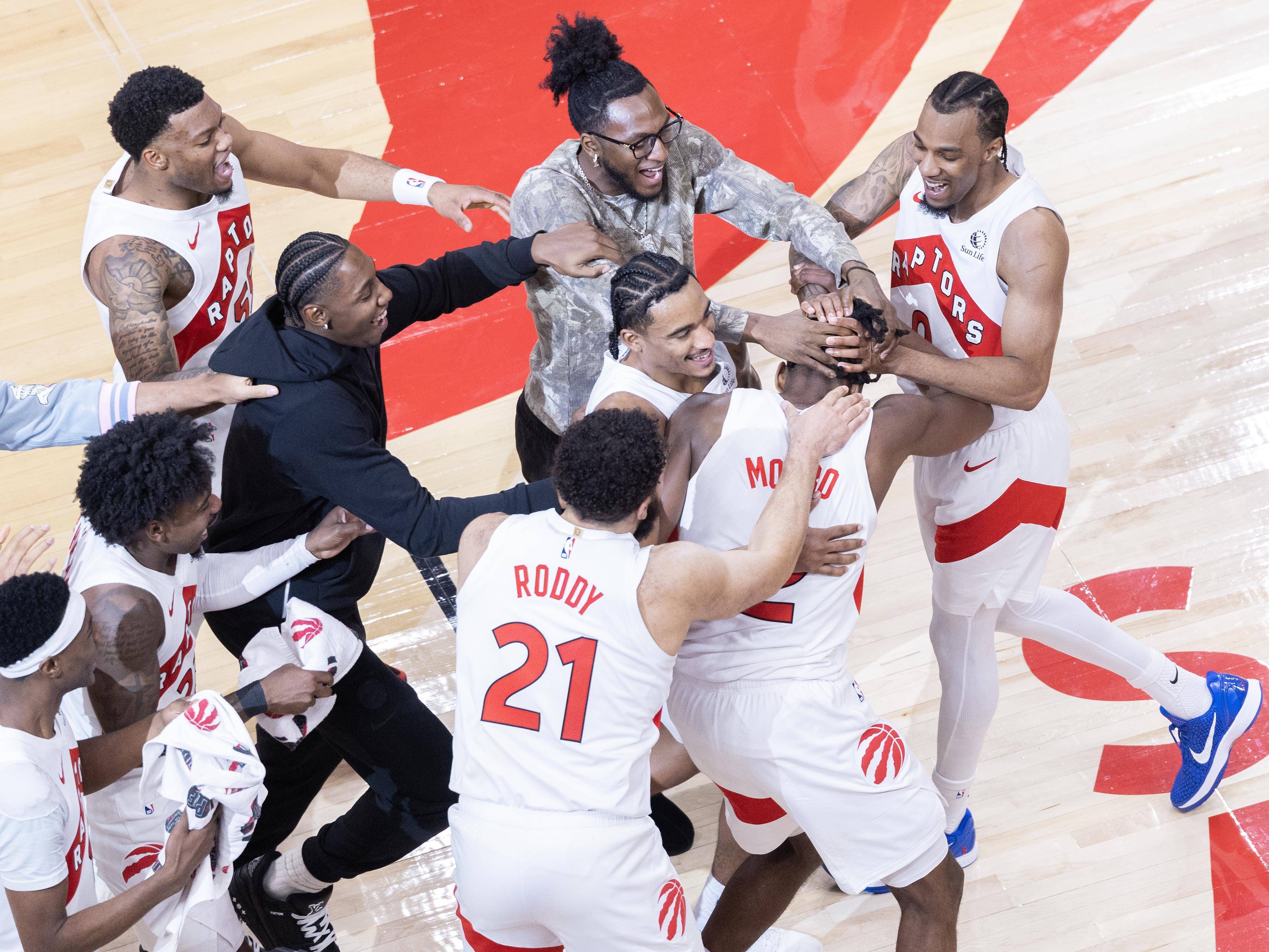 九游官方入口-包含NBA总决赛冲刺阶段走向成谜，波士顿凯尔特人再遭质疑，引发热议，训练强度明显提升的词条