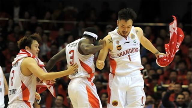 九游互动体验-山东男篮更换外援